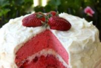 Heavenly Strawberry Mascarpone Cake