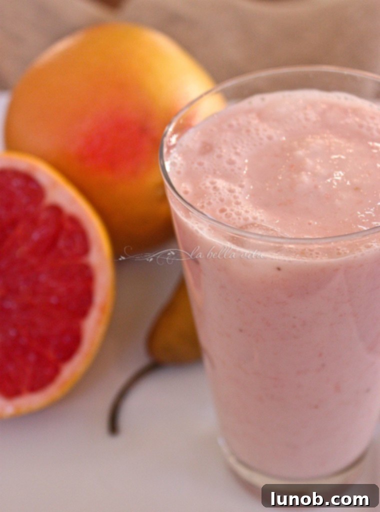 Pretty in Pink Grapefruit and Pear Smoothie