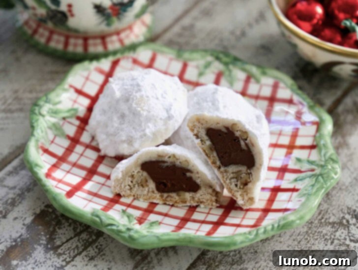 Befanini: La Befana's Traditional Italian Epiphany Cookies 9 Decadent Nutella Stuffed Snowball Cookies.