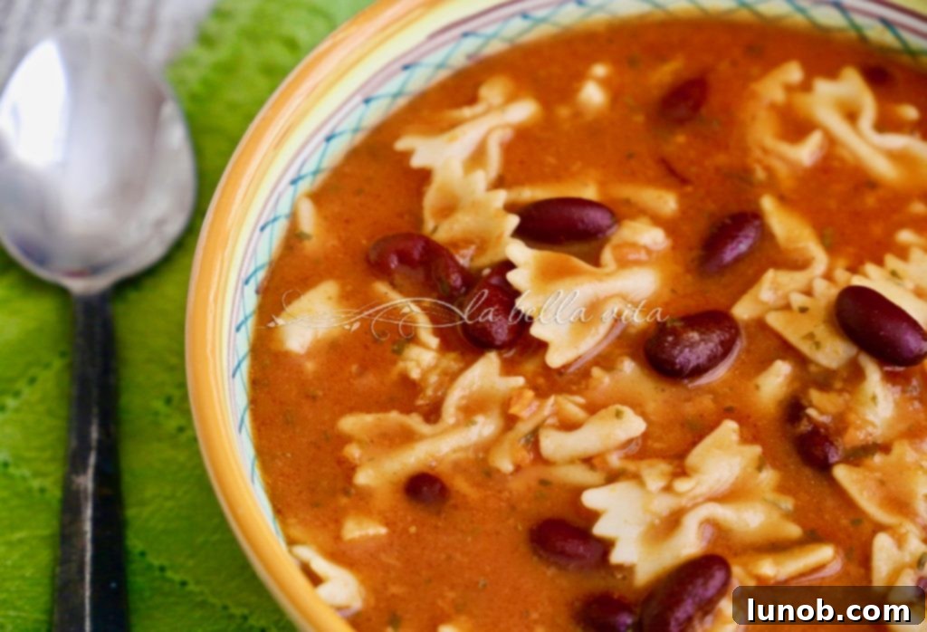 Pasta e Fagioli 3 Minestra Pasta e Fagioli (Pasta and Bean Soup) served in a bowl