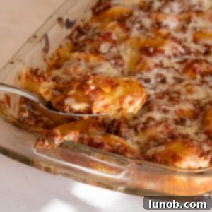 Italian stuffed shells with meat sauce and ricotta