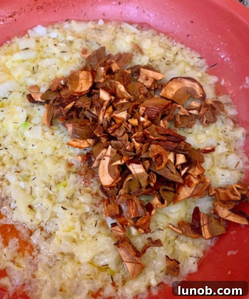 Luxurious Porcini and Truffle Risotto 13 img 38036 12