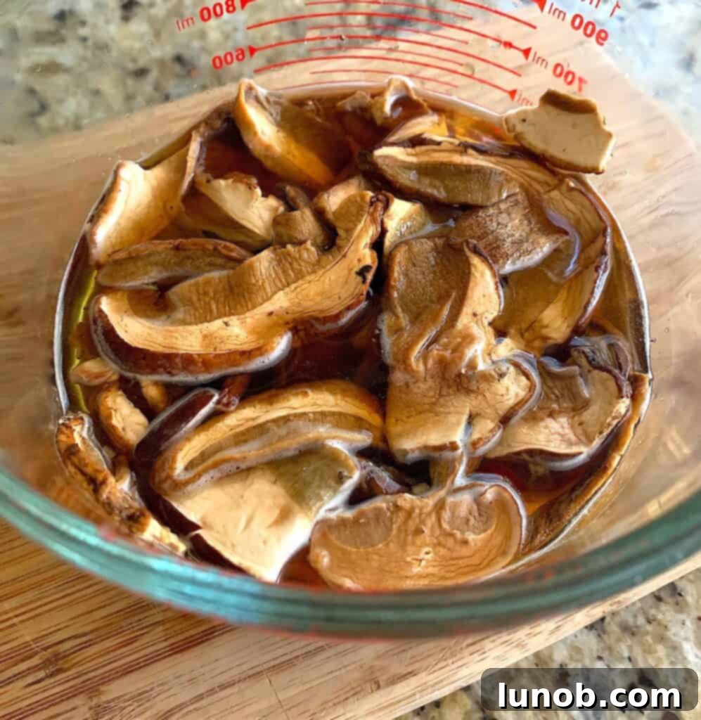 Luxurious Porcini and Truffle Risotto 8 img 38036 7