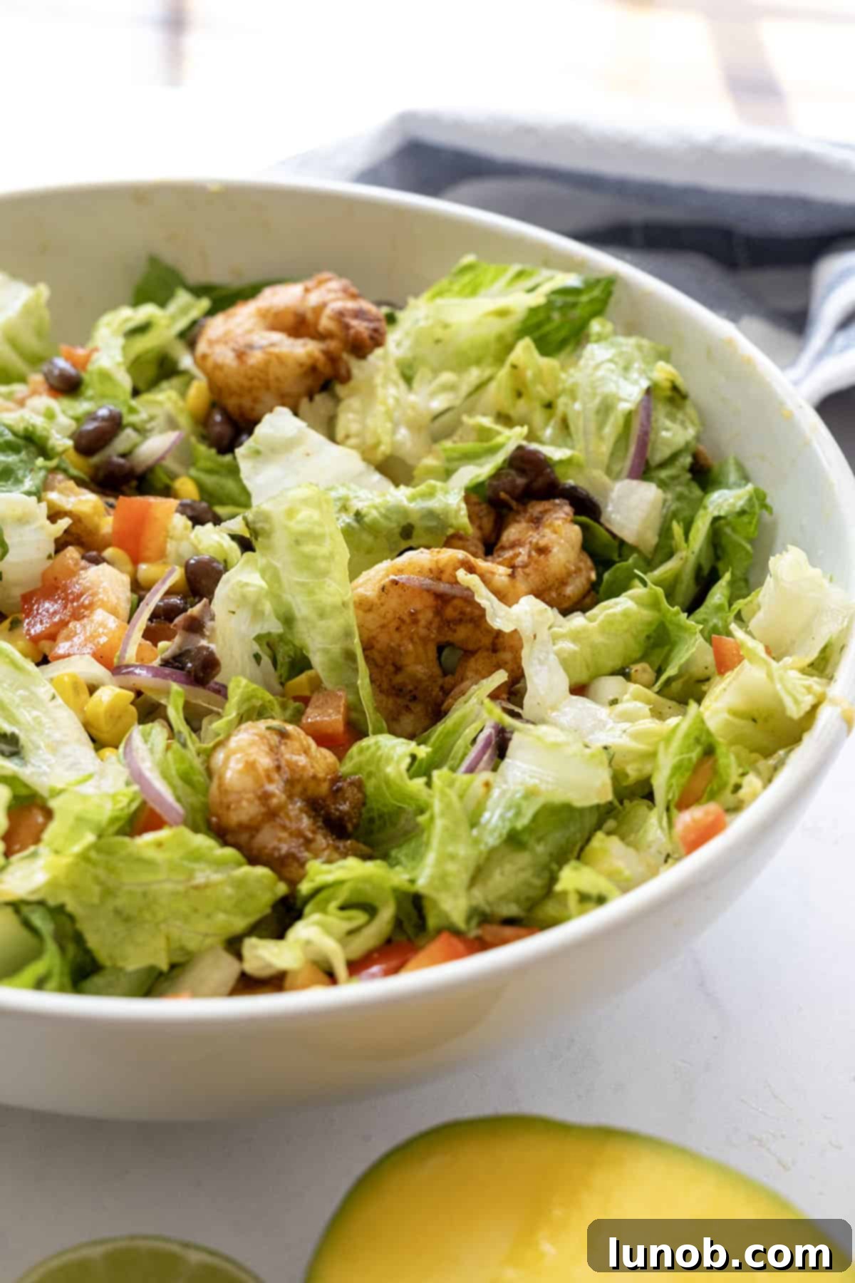 grilled shrimp salad with mango dressing