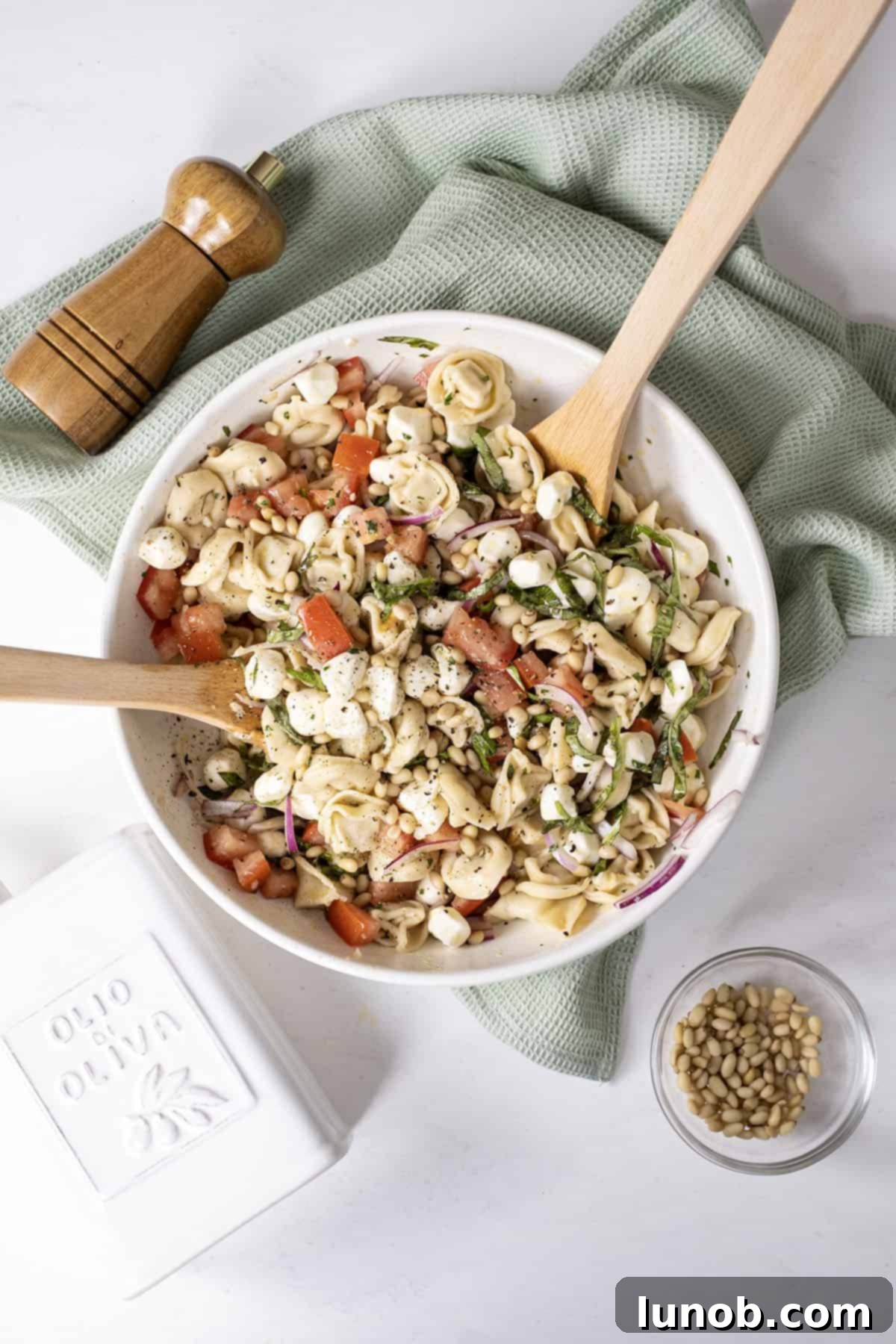 Summer Caprese Tortellini Medley 10 caprese tortellini salad