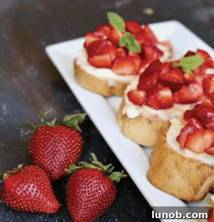 Italian Easter & Spring Feasts: 49 Delicious Recipes 44 Sweet and savory Strawberry Crostini with balsamic glaze